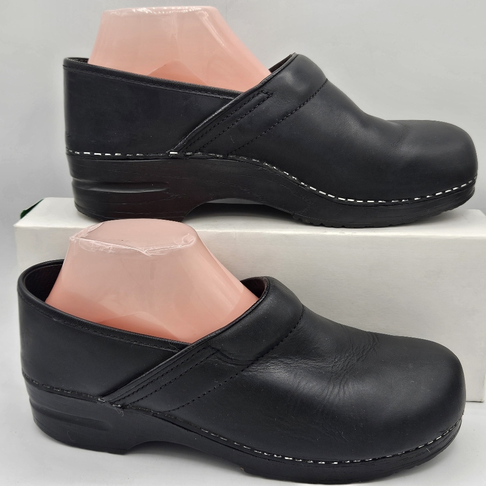 Dansko classic clog shoes size 42 US size 11.5/12